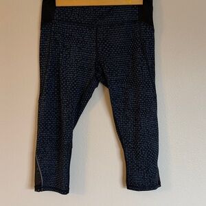 Lululemon capris